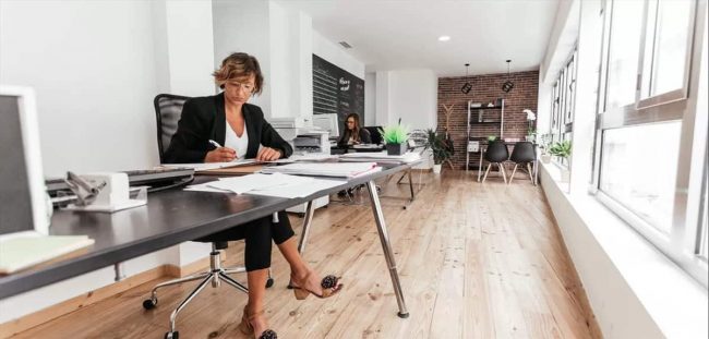 Rebus sic stantibus o la nueva vía judicial para aliviar la asfixia de los locales de los centros comerciales